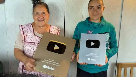 De mi rancho a tu cocina doña ángela abuelita mexicana rompe records en youtube por encima de chefs internacionales.jpg