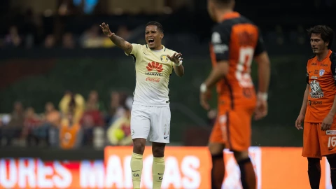 Michael Arroyo con el Club América en 2017