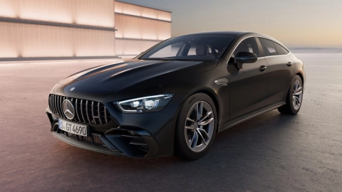 El Mercedes-AMG GT 4-Door Coup&eacute;, auto que Canelo &Aacute;lvarez le compr&oacute; a su hija