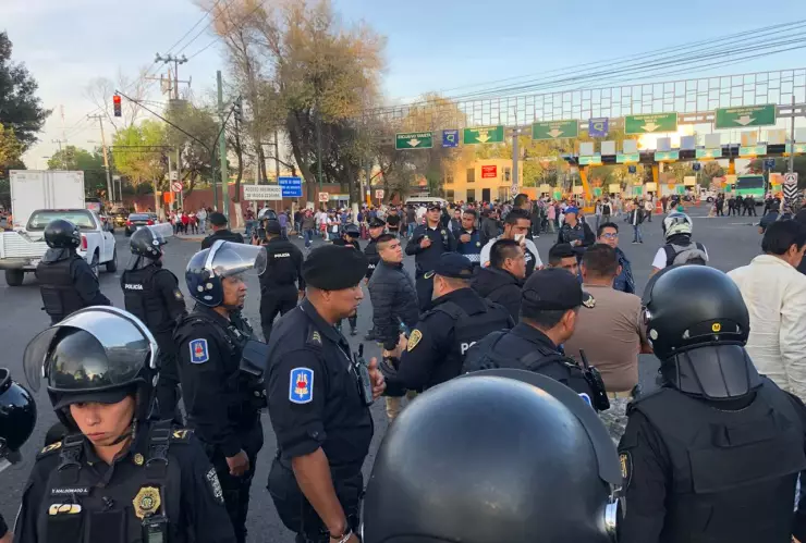bloqueo central de abasto.jpg