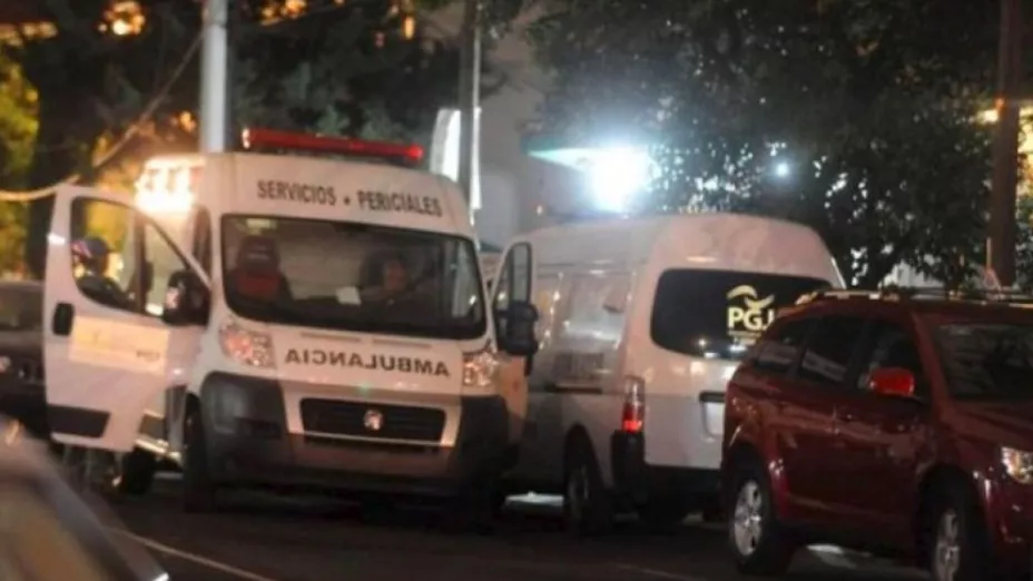 Padre se echa de reversa y atropella a su hijo de 2 años de edad en Tamaulipas.