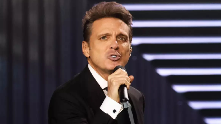 LUIS MIGUEL.jpg