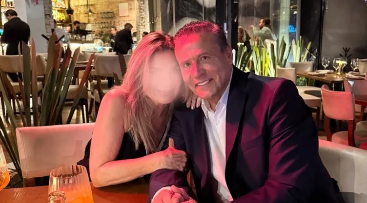 Alfredo Adame estrena novia y es la mamá de un influencer muy reconocido
