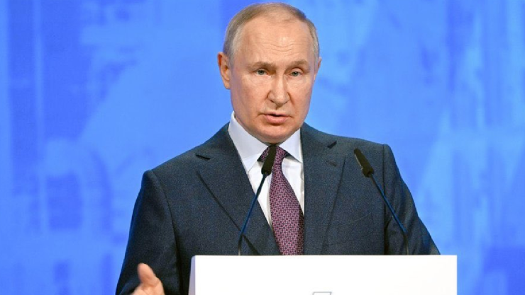 emiten orden de arresto para vladimir putin