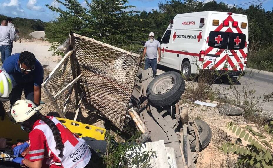 accidente vehicular en Av. Huayacán