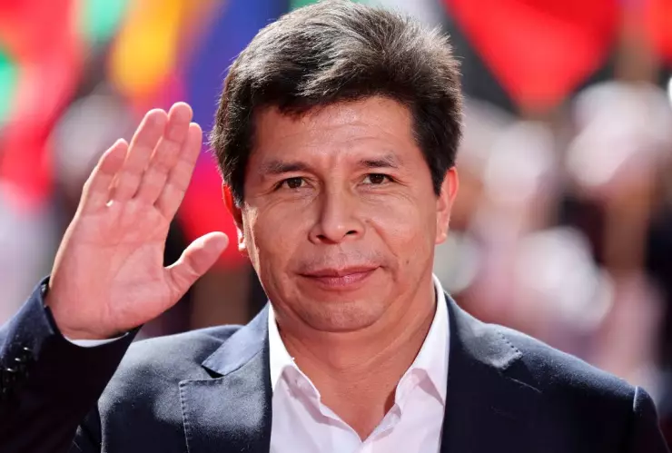 Condenan a tres años de prisión a Pedro Castillo, expresidente de Perú, por corrupción