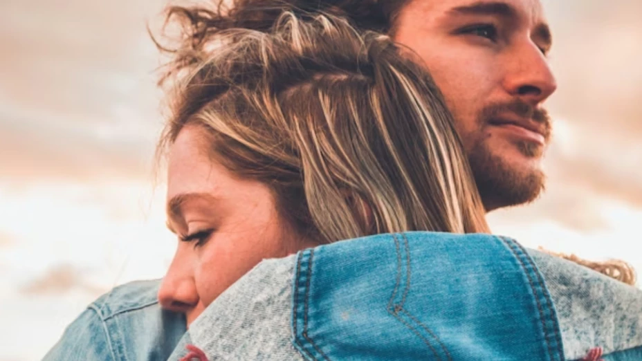 5 Señales infalibles de que tu pareja ya no te ama, aunque te diga que sí 