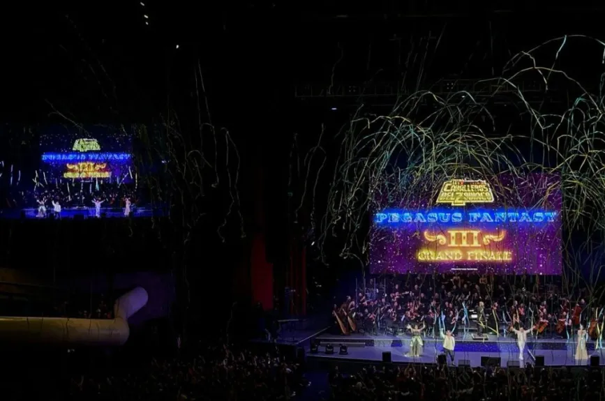 Este concierto no solo fue una celebración de la música y la nostalgia, sino una reafirmación del legado de Los Caballeros del Zodiaco, demostrando que su cosmos sigue ardiendo con fuerza en las generaciones presentes y futuras.