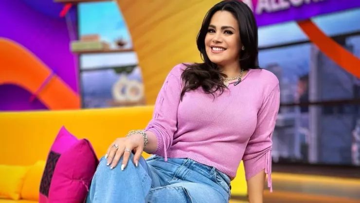 Luz Elena González en el foro de Venga La Alegría