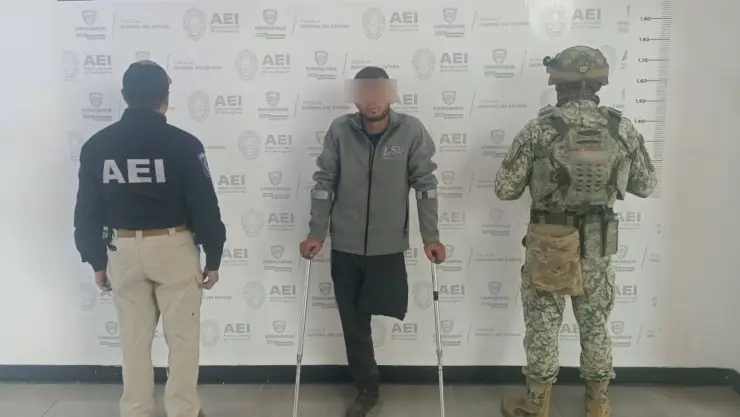 desmantelaba un vehículo con reporte de robo