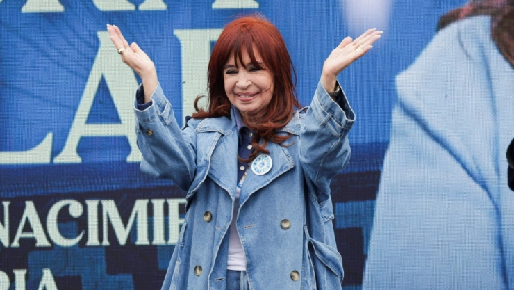 La expresidenta argentina fue notificada de su condena. Comienza a cumplir arresto domiciliario en Constitución