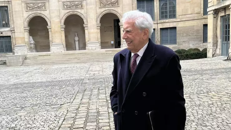 Muere el escritor peruano Mario Vargas Llosa