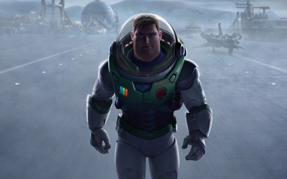 Lightyear beso homosexual 1.jpg