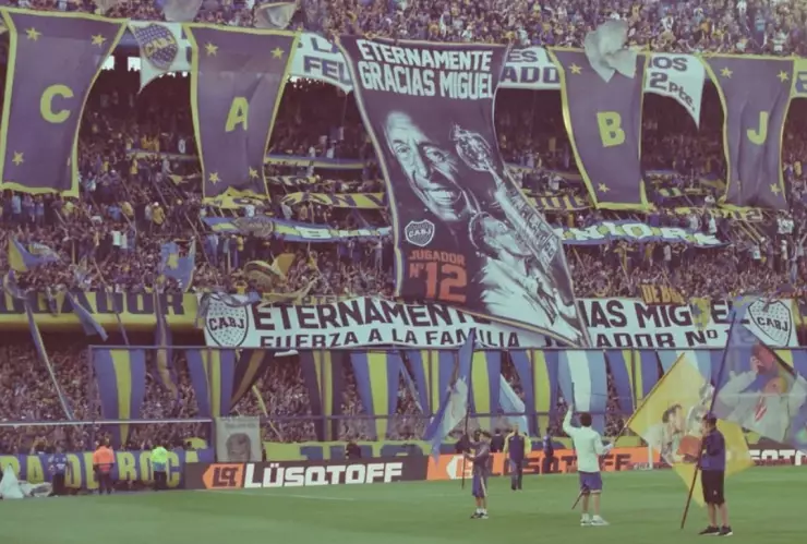 “La 12" en un encuentro de Boca