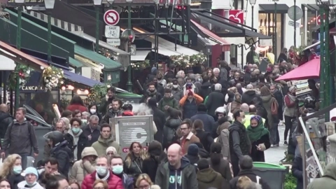 FOTO1_FRANCIA_OMICRON_COVID_AÑO_NUEVO.jpg