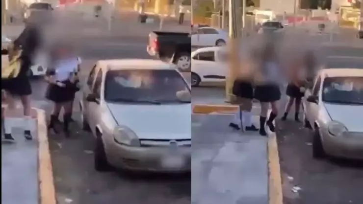 Alumnas apedrean auto en Culiacan.jpg