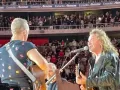 Coldplay canta con Maná.jpg