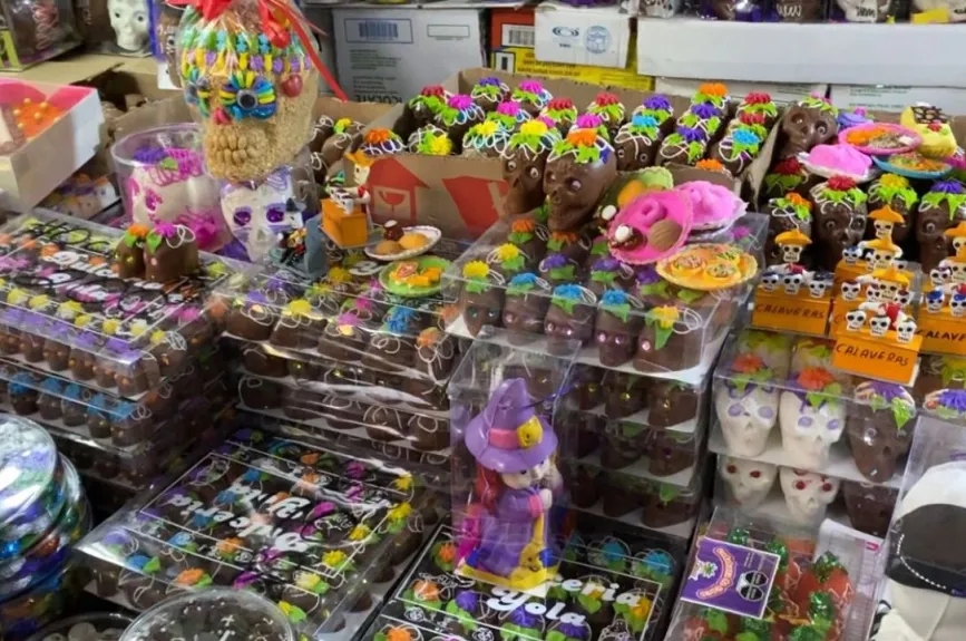 día-de-muertos-2023-México-calaveritas-de-azucar-venta