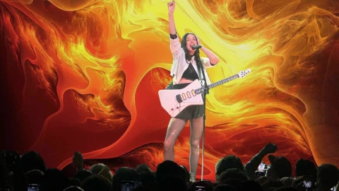 ST VINCENT cautivó a Guadalajara con un show inolvidable