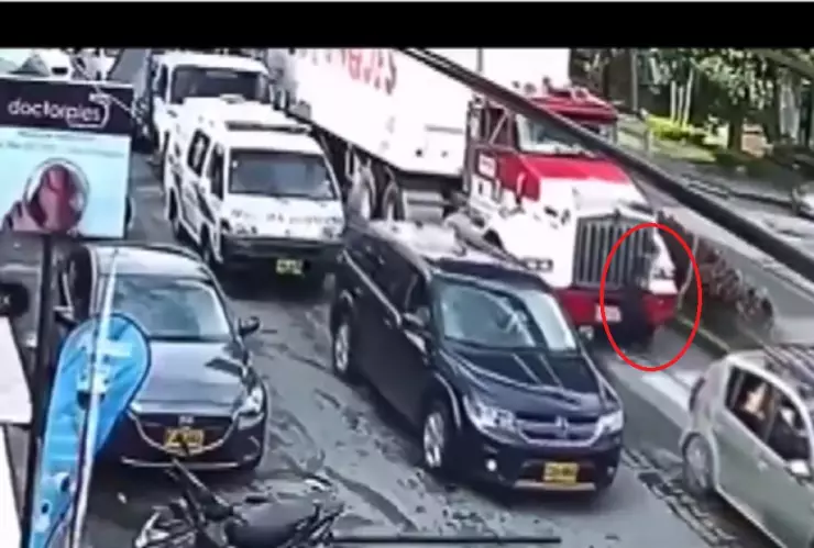 mujer se salva de milagro