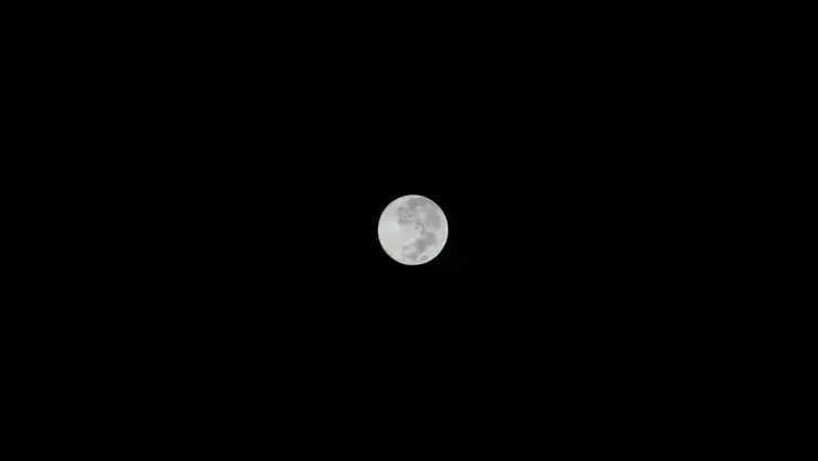 Rituales de Luna Llena en Jalisco: Conecta con la energía de la Luna de Lobo