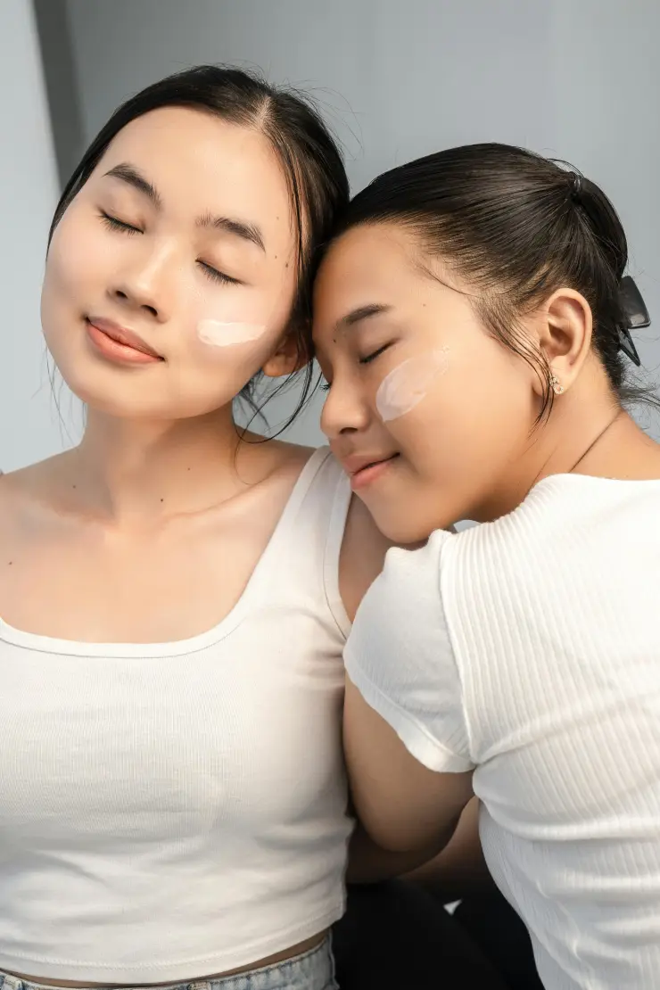 El protector facial y la hidratación no deben abandonarse durante el skin fasting