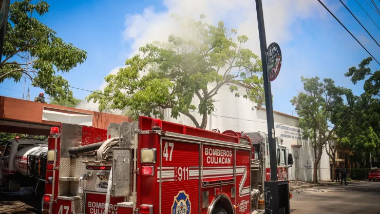 Se registra incendio en laboratorio de la UAS en Culiacán..jpg