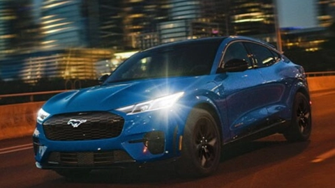 Ford Mustang Mach-E 2025 diseñado para una nueva generación de conductores