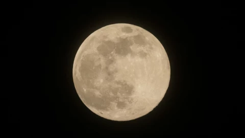 Luna Nueva: 7 cosas que jamás debes hacer si quieres buena energía