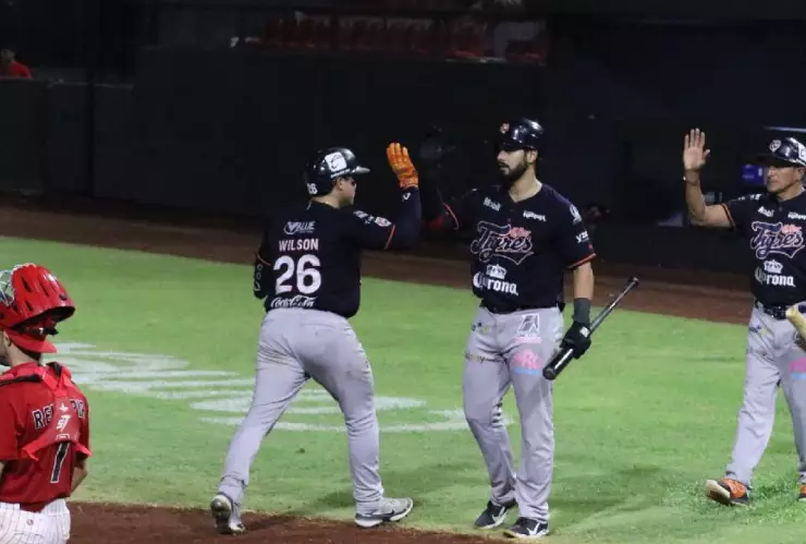 Tigres de Quintana Roo derrota a Piratas de Campeche y asegura la serie