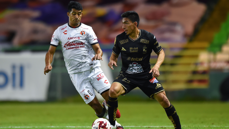 Jorge Aguilar con los Xolos de Tijuana