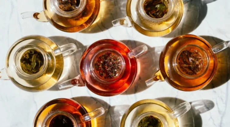3 infusiones que debes beber en las mañanas para una piel radiante