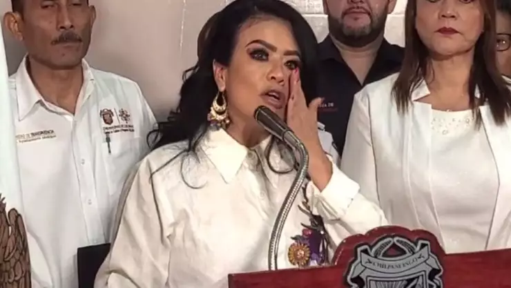 Norma Otilia Hernández lloró