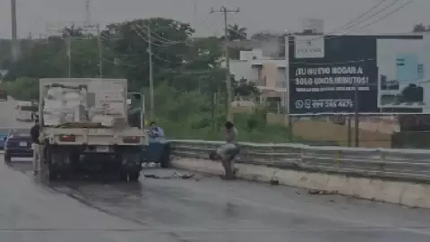 ÚLTIMA HORA_ Reportan CARAMBOLA en el periférico de Mérida, esto sucedió