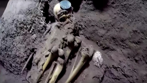 Encuentran tumba inca en Perú