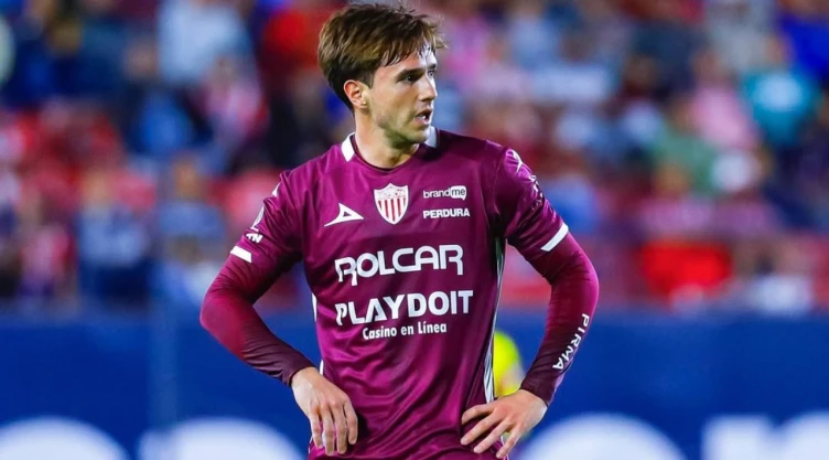 Palavecino firmó con Cruz Azul para el Clausura 2026