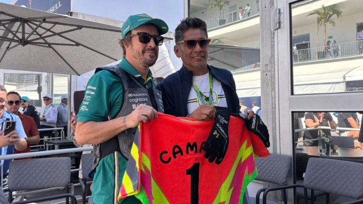 Fernando Alonso y Jorge Campos