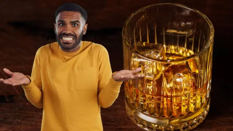 Whisky o whiskey: así es como realmente se escribe esta palabra, según la RAE