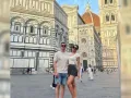 Kristal Silva y esposo