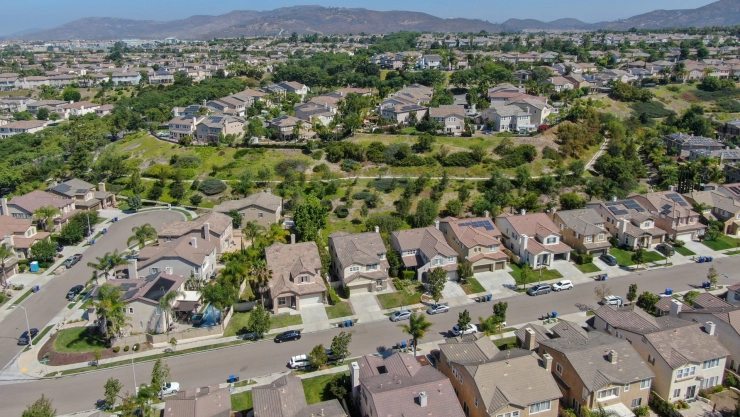 Vista aérea de vecindario de San Diego, California