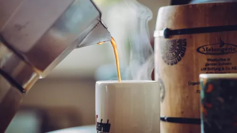 /famosos/conoce-usos-residuos-cafe-quedan-cafetera-pb-notas