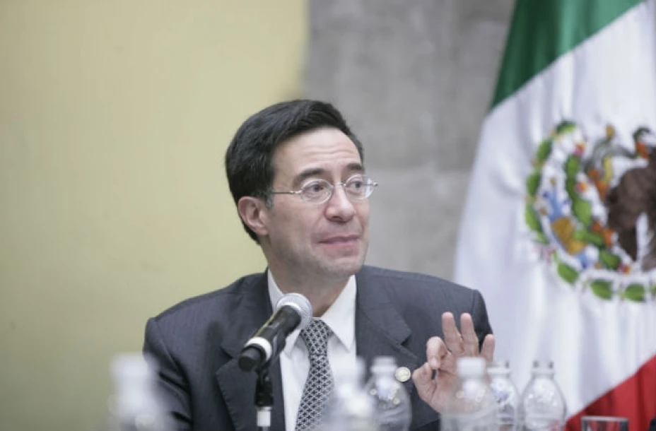 Gerardo Felipe Laveaga, nuevo presidente del IFAI