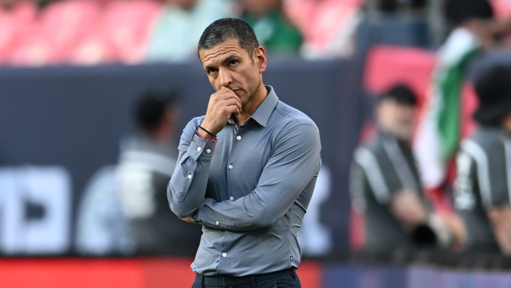Jimmy Lozano, fuera del Top 10 de los técnicos mejor pagados de Copa América 2024
