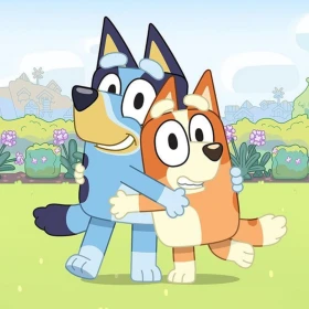 4 episodios de Bluey y Masha y El Oso para enseñar a tus hijos a saber esperar: “La virtud de la paciencia”