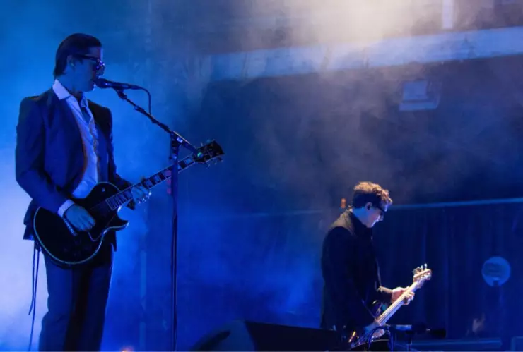 interpol-zocalo-como-ver-concierto-en-vivo-gratis-online-abril.jpg