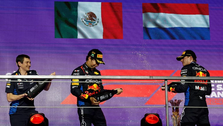 Checo Pérez festeja el 1-2 de Red Bull
