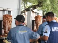 Todos nuestros voluntarios agradecen su enorme apoyo y comida.