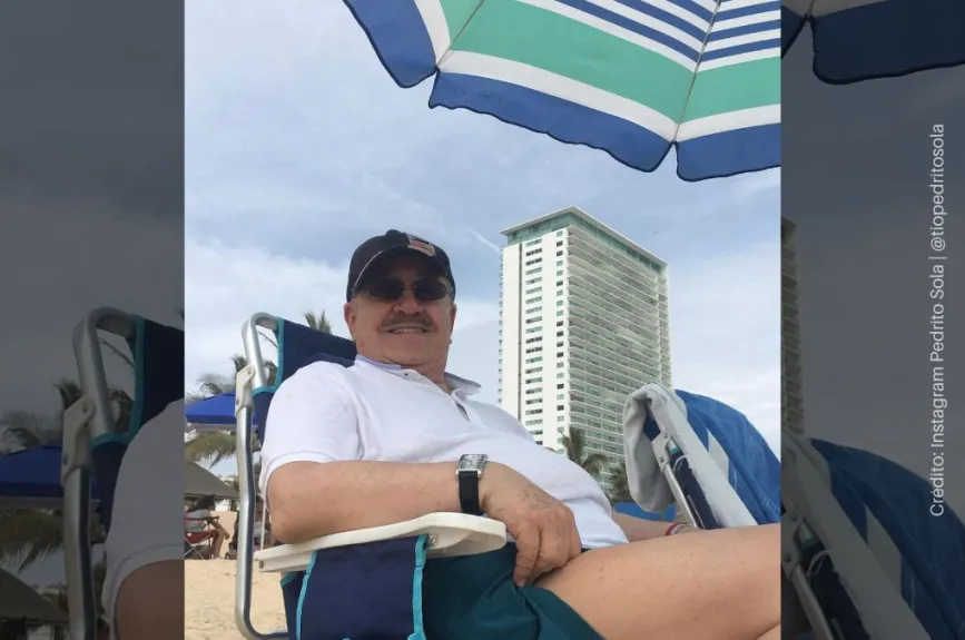 Pedrito en la playa.jpg