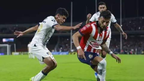 ¿Cuándo y a qué hora ver el Chivas vs Pumas de la Liguilla del Apertura 2023?