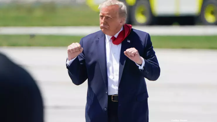 donald trump jóvenes armados casa florida.jpg